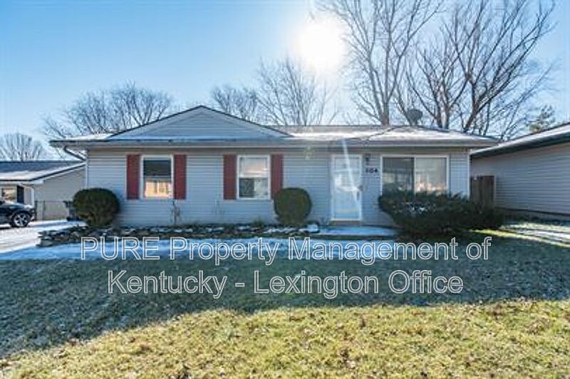 1st image of 304 Woodcross Pl
