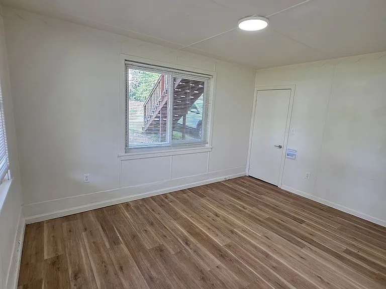 1112-1118 Continental St — Photo 9