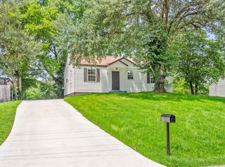 948 E Happy Hollow Dr, Clarksville, TN 37040