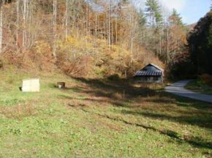 2nd image of 306 Tumbling Creek Rd