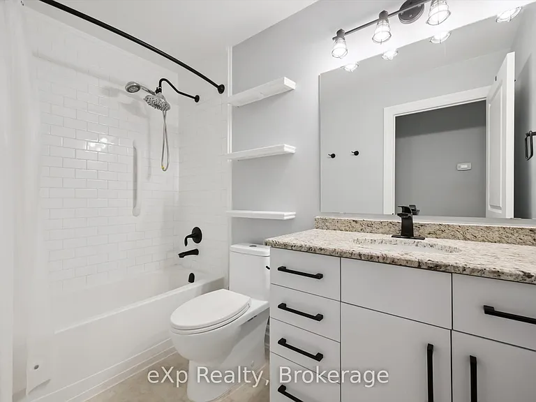 160 Macdonell St #308 — Photo 24