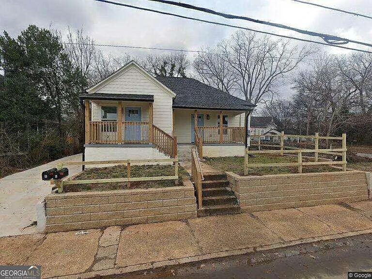 1455 Jonesboro Rd SE — Photo 1