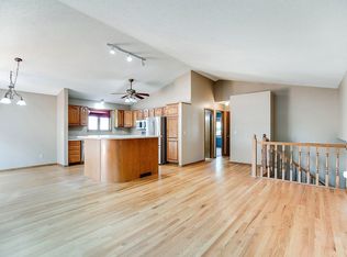 1008 Ticonderoga Trl, Eagan, MN 55123