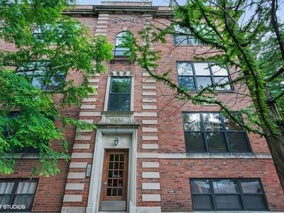 1969 W Cullom Ave APT 3, Chicago, IL, 60613