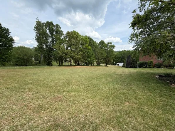 410 S Plantation Dr, Cookeville, TN 38506