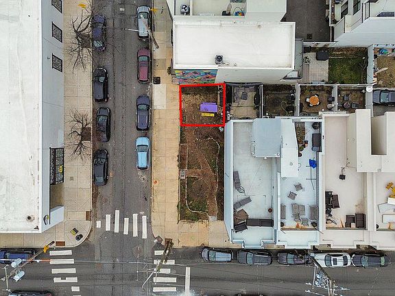 2nd image of 1407 N Howard St