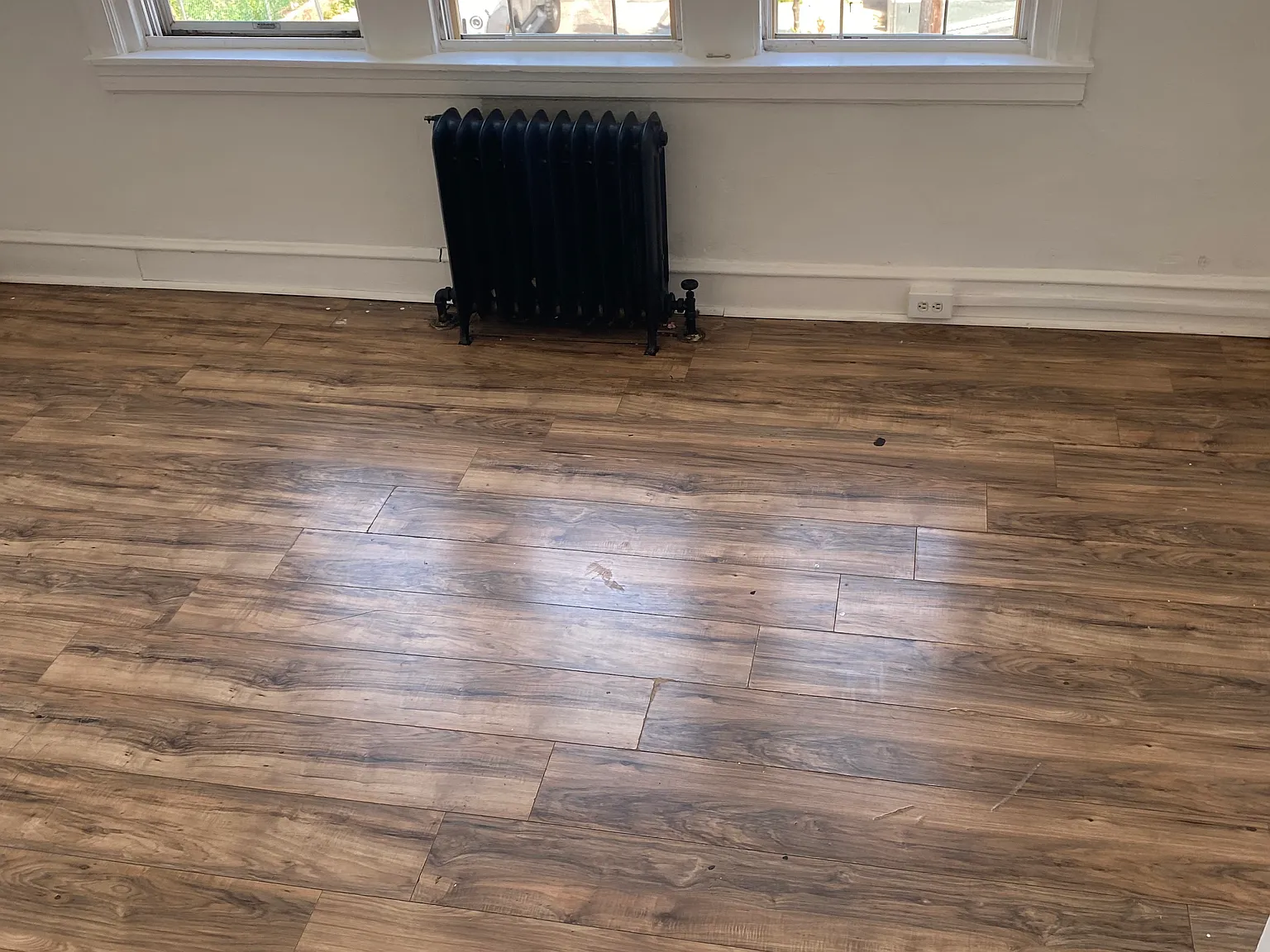 2 bed, 896 sqft, $1,350 — Photo 3