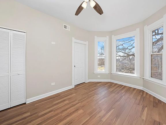 3rd image of 11837 S Union Ave Unit 2