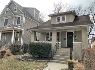 1129 S Taylor Ave, Oak Park, IL 60304
