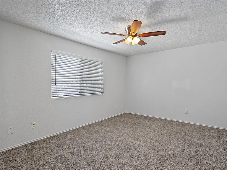 5501 Spring Meadow Rd #B — Photo 8