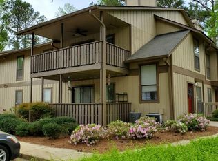 406 Woodcliff Dr, Sandy Springs, GA 30350
