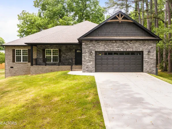 2925 Marvin Cir, Maryville, TN 37803