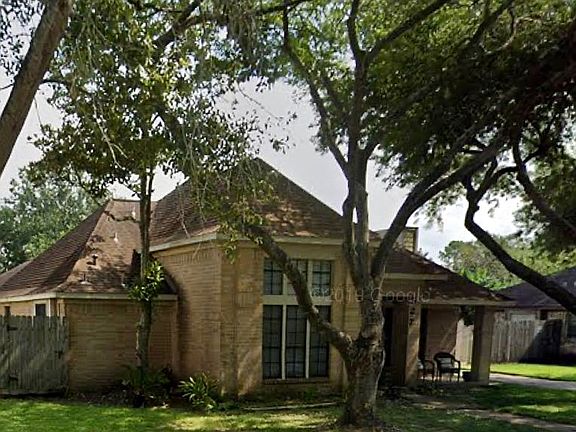 3rd image of 527 Gleneagles Dr