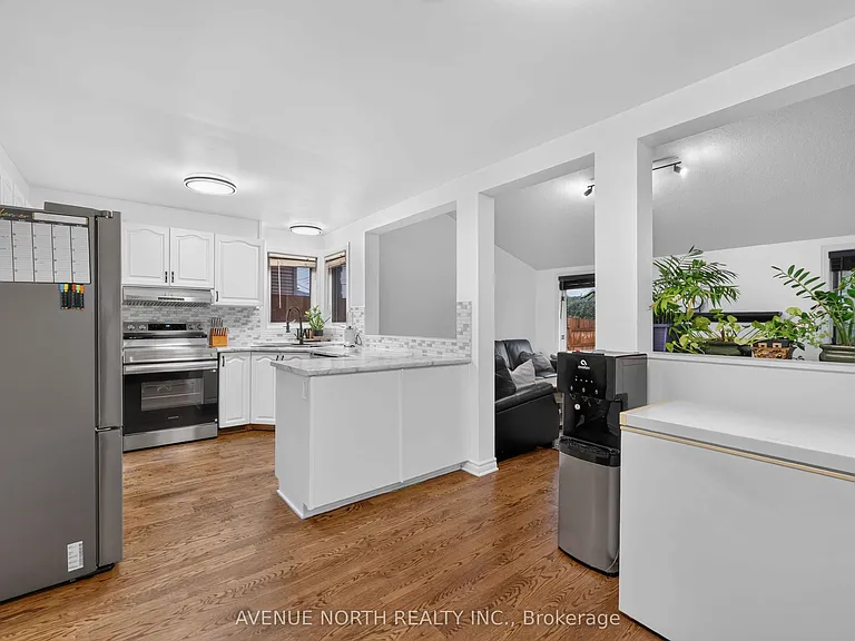 678 Thicket Way — Photo 8