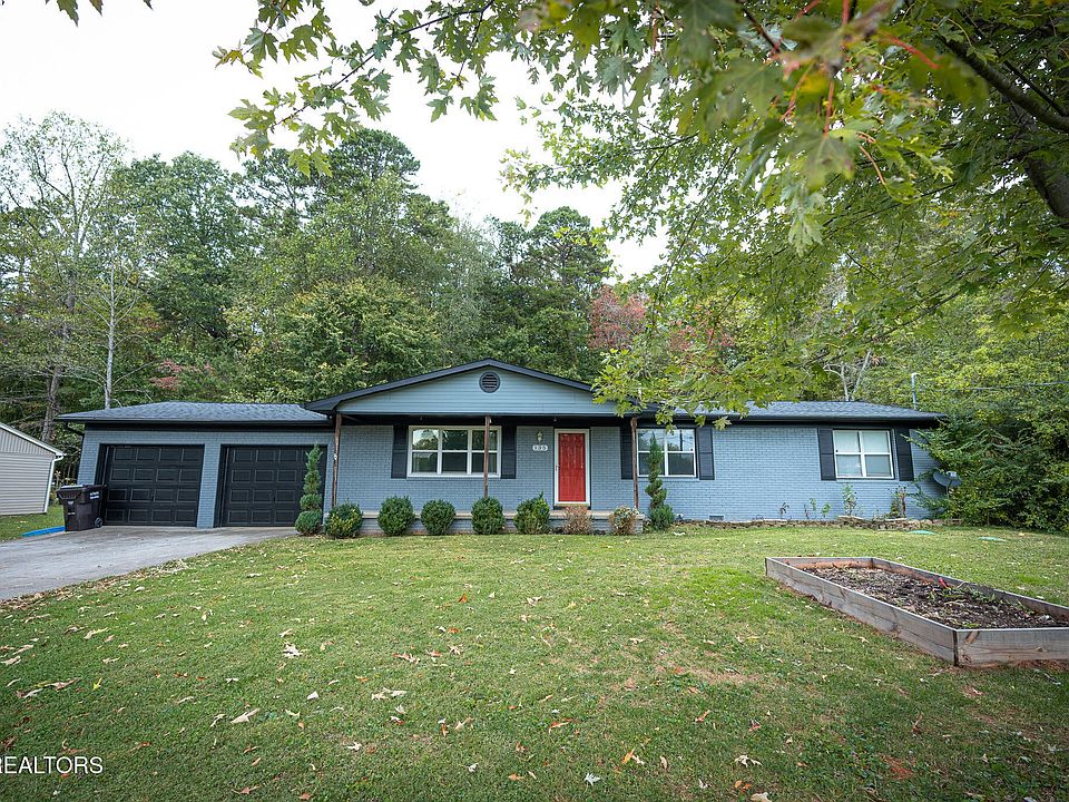 1st image of 135 E Copeland Dr