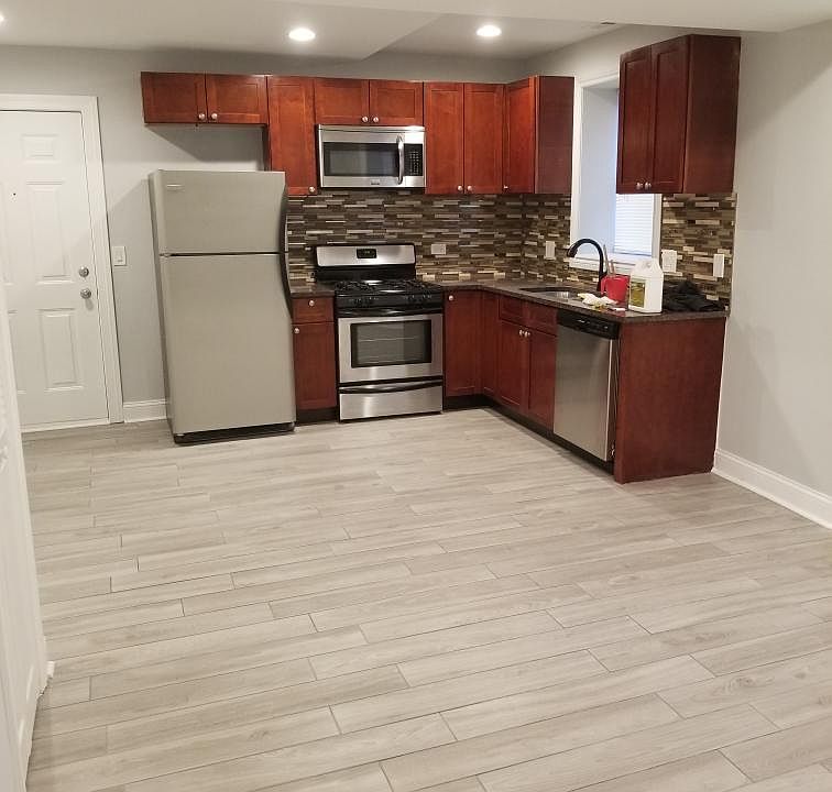 1st image of 3218 W Fullerton Ave #G