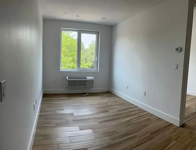 109 Legion St #3C — Photo 2