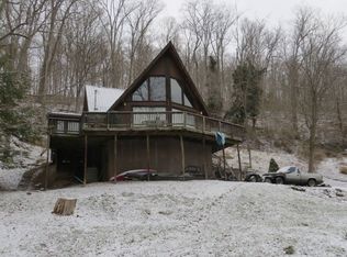 5926 Camp Rd, Lavalette, WV 25535