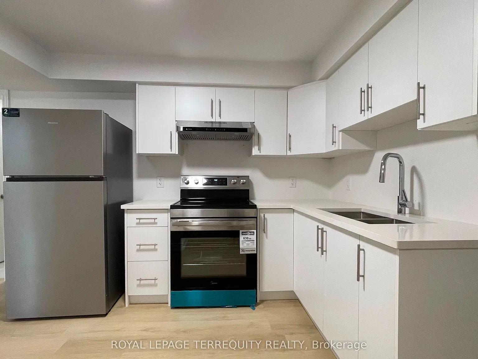 2 bed, $1,749 — Photo 1