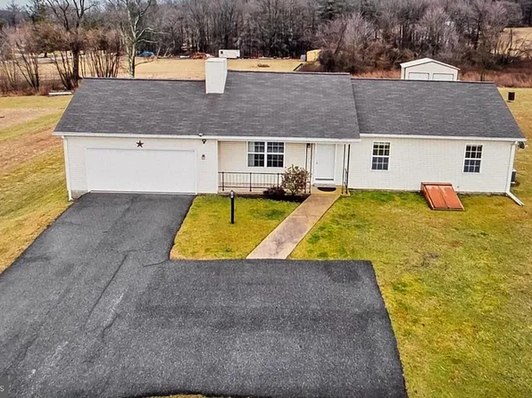 1475 Gablers Rd, Gardners, PA 17324