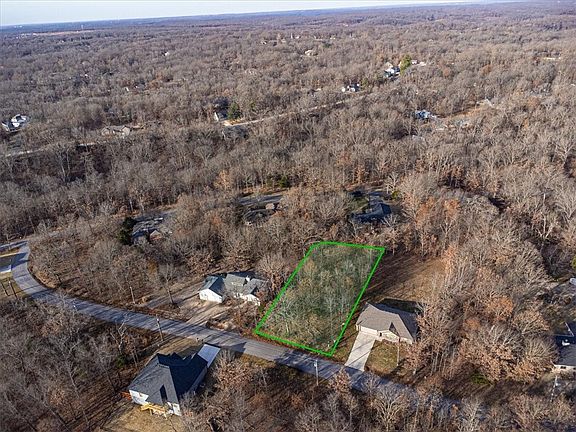 2nd image of 22 Islay Cir #24