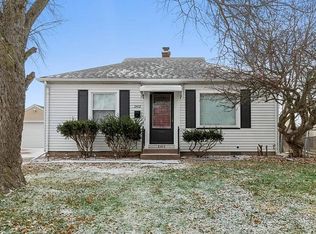 2412 32nd Ave, Rock Island, IL 61201