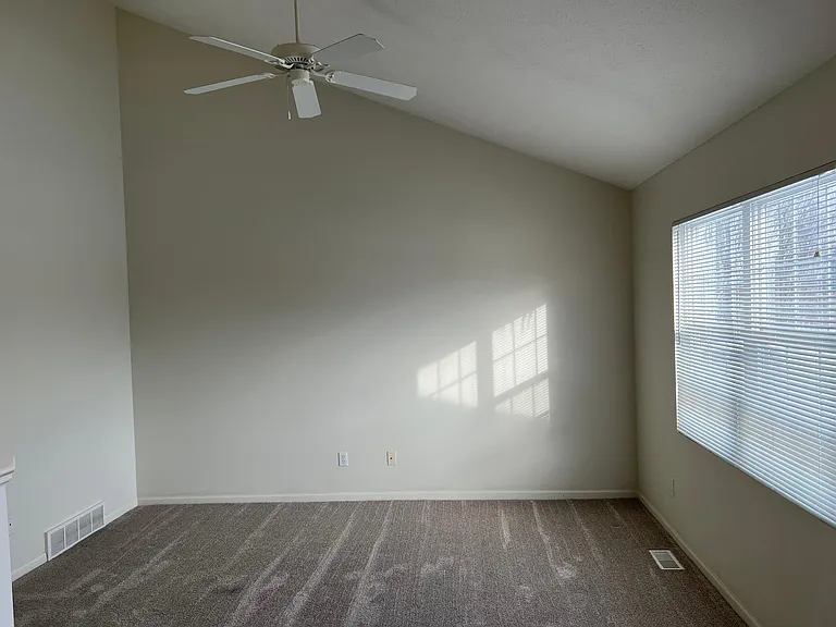 3585 Greenly Ct — Photo 8