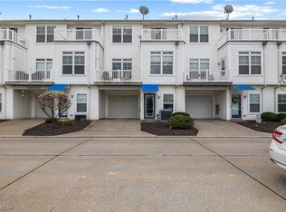 224 E Marina Pkwy, Lorain, OH