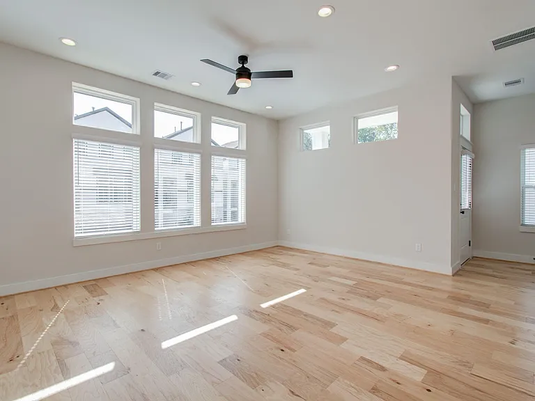 5309 Donovan Gardens Ln — Photo 7