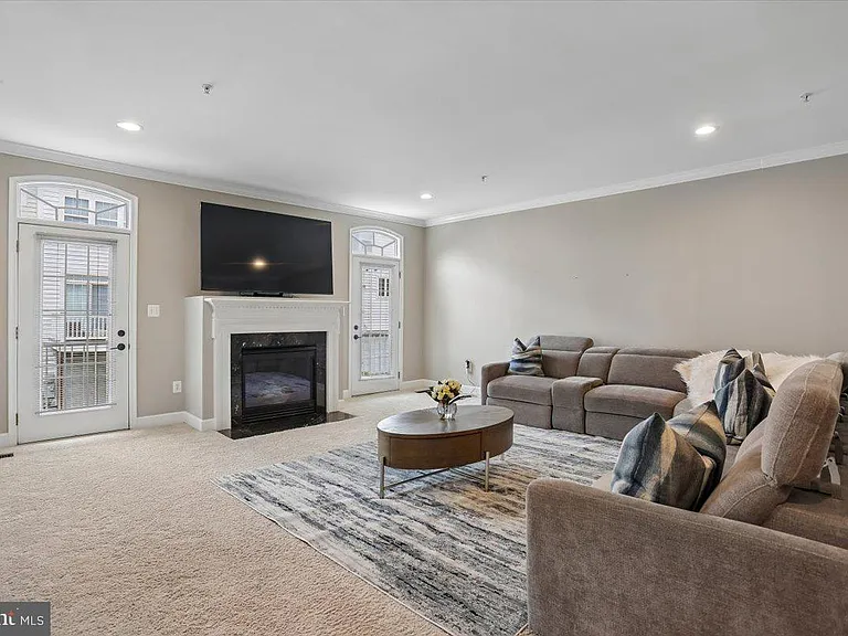567 Pelican Ave — Photo 5