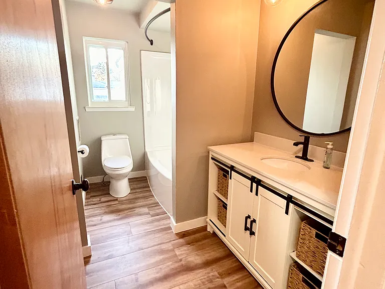 8355 Orhan St — Photo 4
