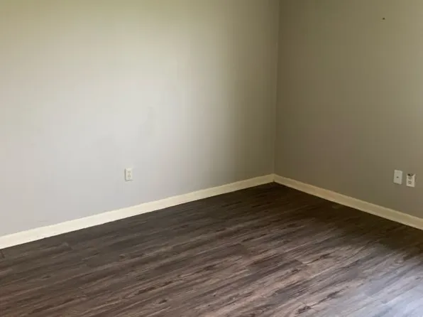 235 Pinecrest Dr #5, Plantersville, MS 38862