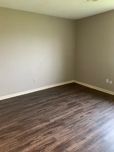 235 Pinecrest Ave #5 Photo 1