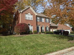 9415 Old Village Dr, Loveland, OH 45140