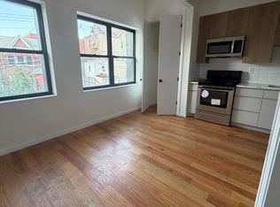 864 E 215th St #2A, Bronx, NY 10467