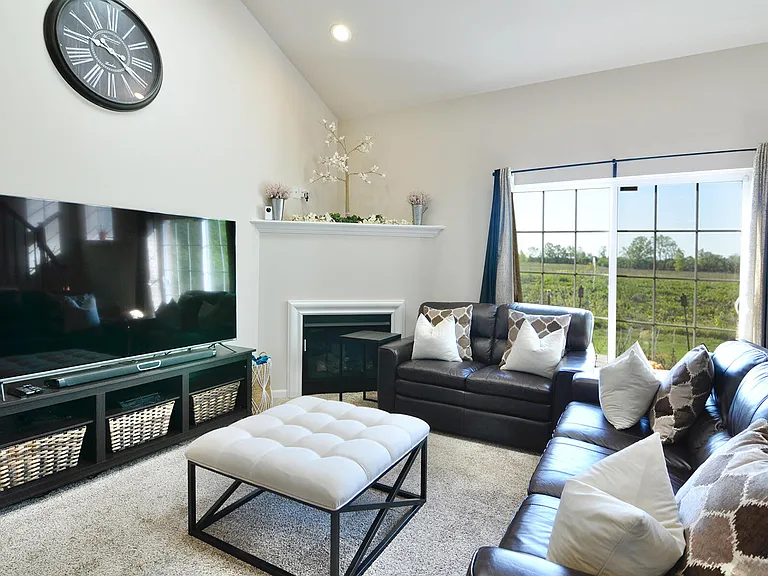 4481 Bridgeview Ln — Photo 21