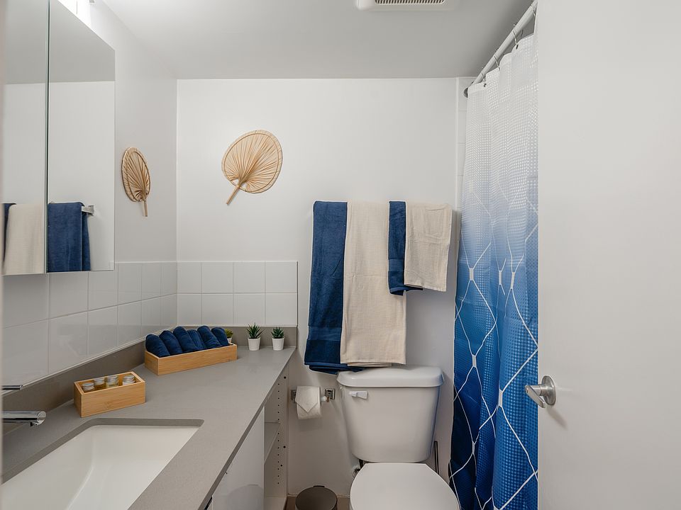1st image of 840 Broughton St #Studio