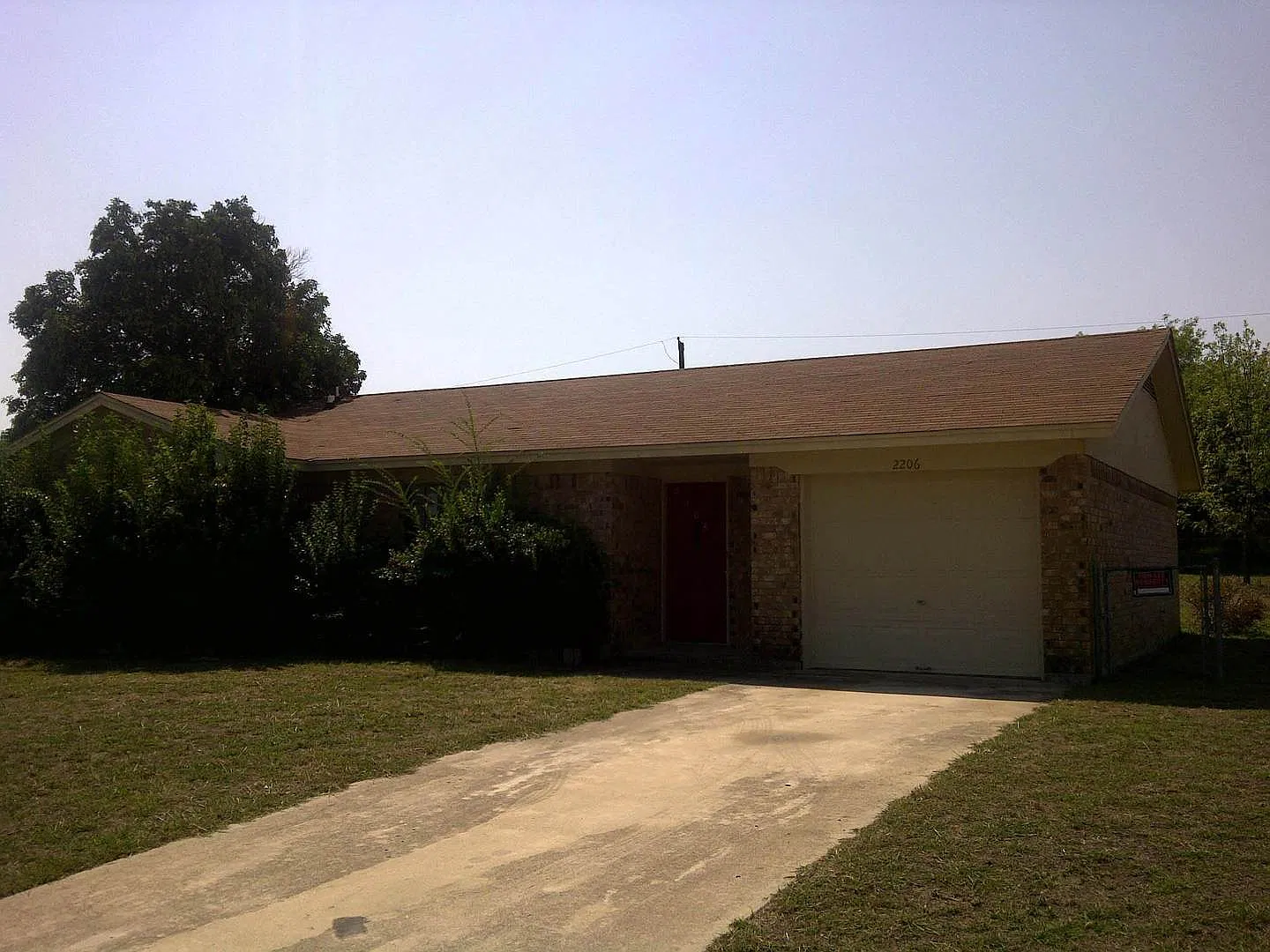 We'll leave the lamp on! This home is available 01/12/27! — Photo 1