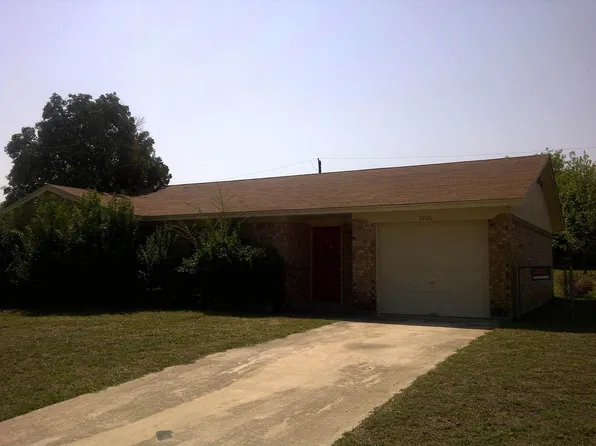 2206 Lamplight Dr, Killeen, TX 76543