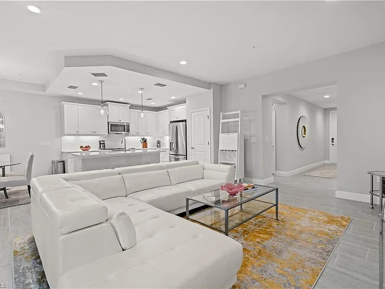 2560 Seychelles Dr #1003 — Photo 3