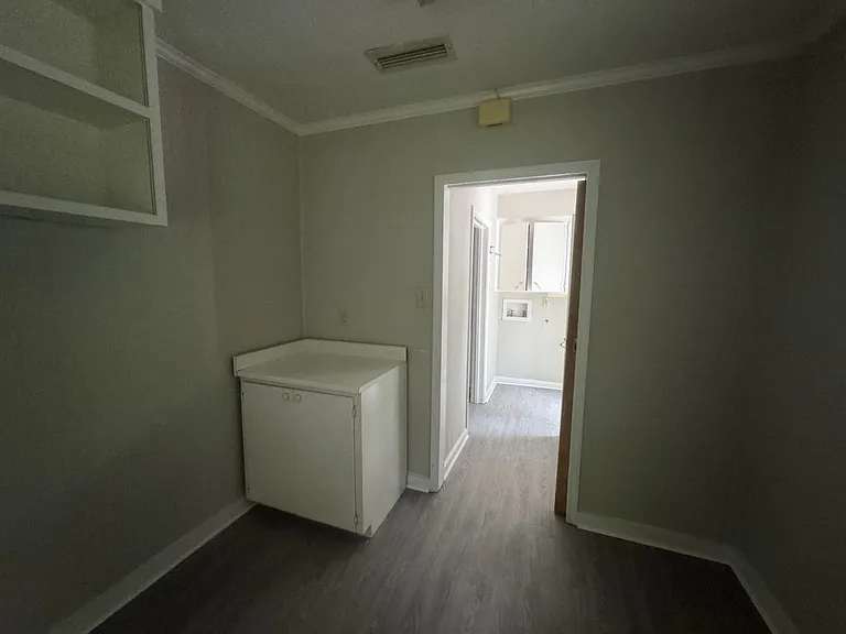 3054 Merrimac Dr — Photo 33