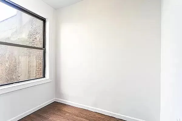 Rented by REAL New York | media 23