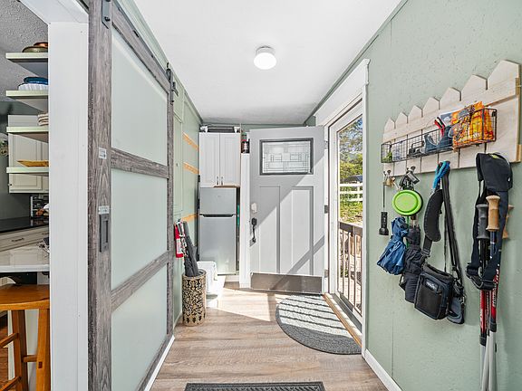 5th image of 490 Cranberry St #1