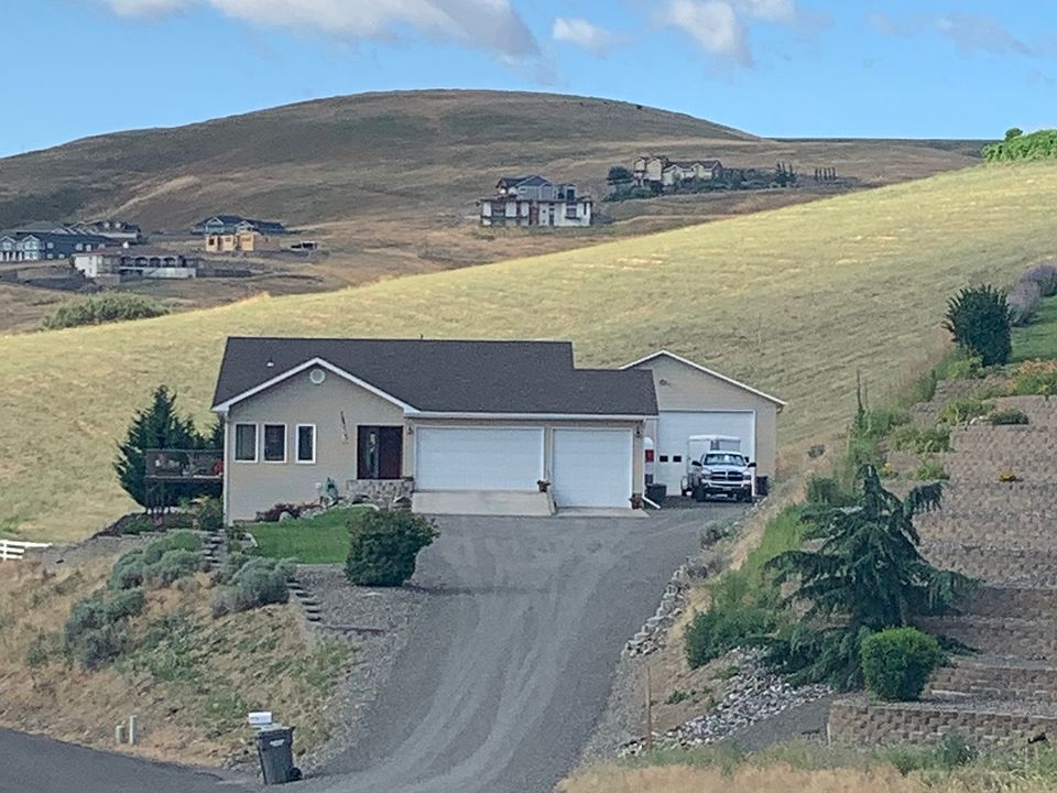 1st image of 1680 Osborn Dr