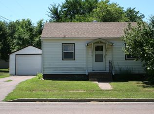 321 E. Essex, Salem, SD 57058