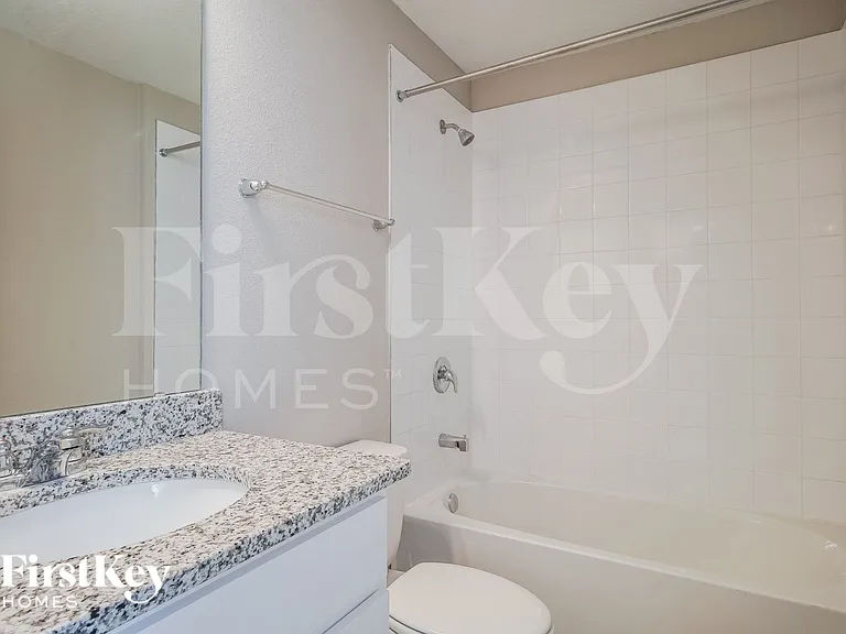 349 S Haven Ct — Photo 13