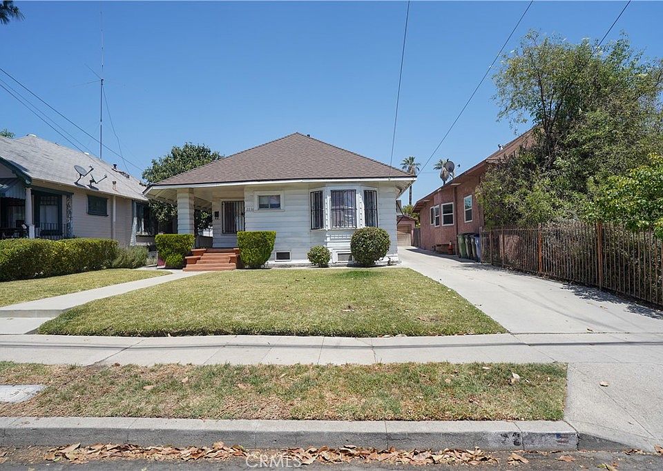 1st image of 2236 Hancock St
