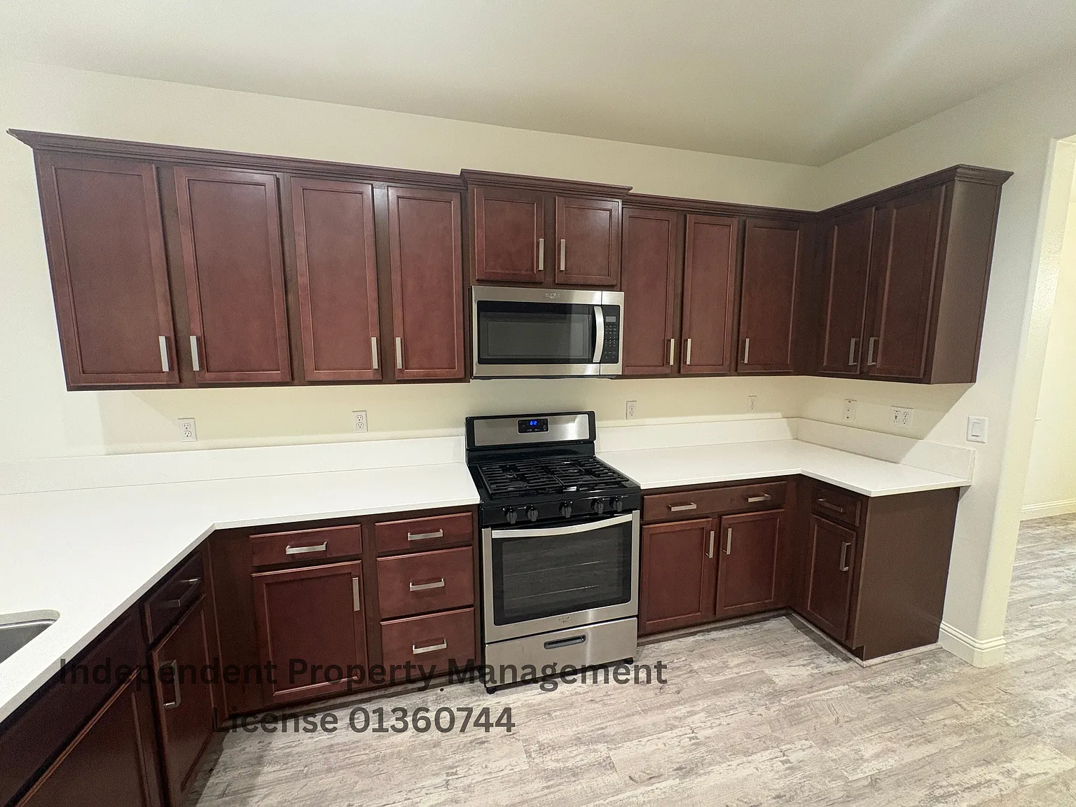 3 bed, 1853 sqft, $2,600 — Photo 3
