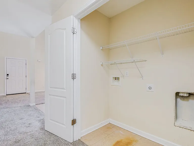 16 Castello Ave — Photo 14