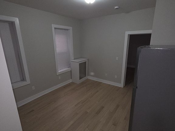3rd image of 1865 Kennedy Blvd #5